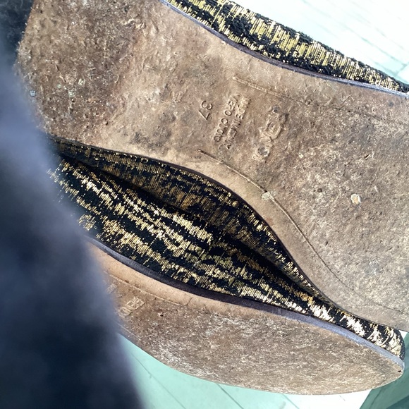 Fendi gold and black flats - Picture 2 of 4